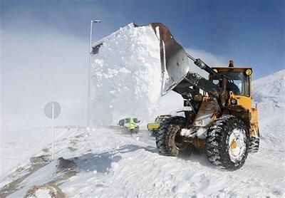 ویدیویی از حجم سنگین برف بهاری در کردستان