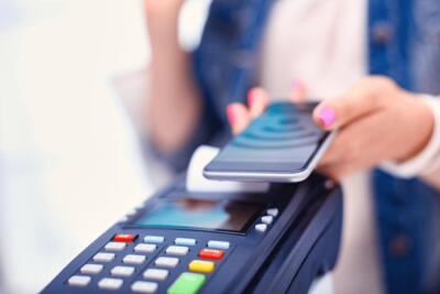 طرح «کهربا» کلید خورد؛ اعلام نام بانک‌هایی که پرداخت با NFC را فعال کرده‌اند