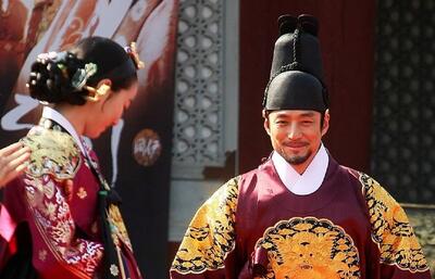 تیپ فوق العاده پادشاه سوکجونگ در سریال دونگی (تصاویر) - خبرنامه