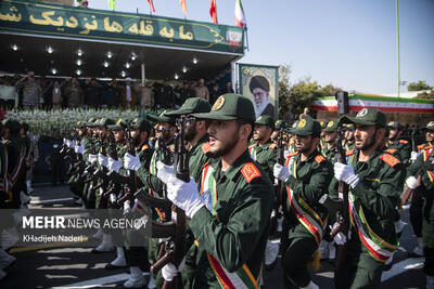 ارتش جمهوری اسلامی ایران نماد صلابت و اقتدار در کشور است