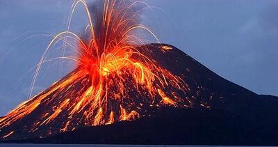 فوران آتشفشان روآنگ در اندونزی+ فیلم
