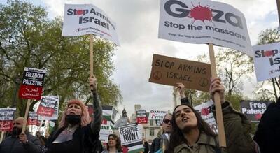 معترضان به فروش سلاح به اسرائیل مقابل پارلمان بریتانیا تظاهرات کردند