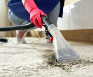 روش تمیز کردن فرش در منزل، بهتر از قالیشویی