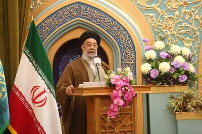 واکنش امام جمعه اصفهان به شلیک پدافند هوایی به ریزپرنده‌ها | اقتصاد24