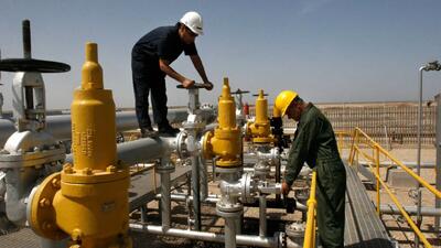 وضع تحریم‌های جدید علیه نفت ایران در بسته کمک‌های مالی آمریکا به اسرائیل و اوکراین / رویترز: دو مورد از این تحریم‌ها می‌توانند در صورت اجرا بطور مستقیم بر صادرات نفت ایران تأثیر بگذارند