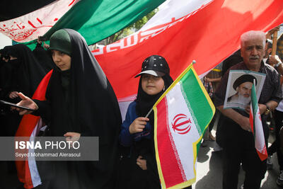 راهپیمایی نمازگزاران مشهد برای تقدیر از حمله سپاه به رژیم صهیونیستی