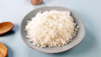 نشانه‌های مسمومیت غذایی ناشی از برنج پخته
