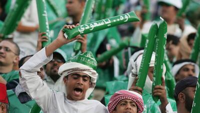 ناامنی عربستان برای تماشاگران فوتبال؛ 100 بازداشتی و 12 زندانی!