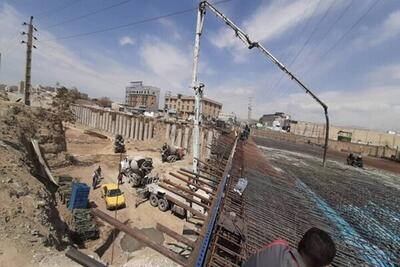 اتمام عملیات بتن‌ریزی عرشه پل تقاطع بزرگراه شهید بروجردی