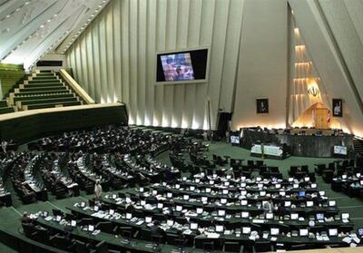 نماینده مجلس: پاسخ موشکی ایران معادلات منطقه‌ را تغییر داد