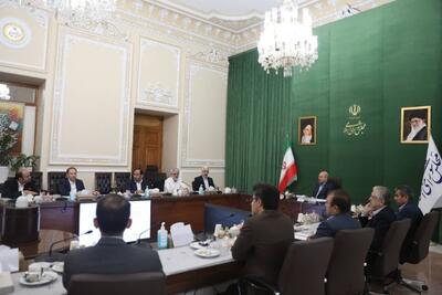 نشست مشترک کمیسیون اقتصادی مجلس و جمعی از هلدینگ‌های سرمایه گذاری | خبرگزاری بین المللی شفقنا
