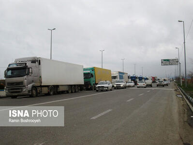 تردد کامیون‌ها در گمرک مرزی آستارا به حالت عادی برگشت - عصر خبر