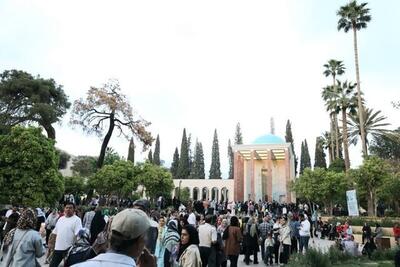 ثابت اقلیدی: ۳۵ هزار نفر در روز سعدی از آرامگاه این شاعر دیدن کردند