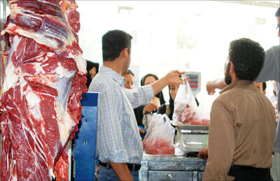اختلاف زیاد بین قیمت گوشت تنظیم بازار با گوشت گرم داخلی