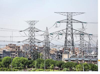 انجام اولین معامله شرکت توزیع برق تهران در بورس انرژی