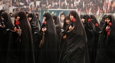 زنان اصفهانی و تجربه تشکیل «سپاه خواهران»