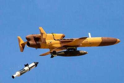 پهپاد  کرار  اولین پرنده بدون سرنشین ایرانی با تجهیزات حمله به زیردریایی