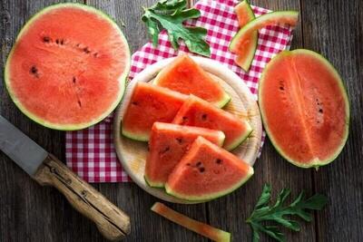 اتفاقاتی که بعد از زیاده‌روی در مصرف هندوانه در بدن شما می‌افتد