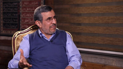 علت غیبت احمدی‌نژاد در مراسم ختم معاون اولش چه بود؟