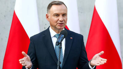 تغییر موضع لهستان درباره استقرار تسلیحات هسته‌ای ناتو در کشورش
