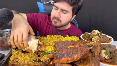 (ویدئو) غذا خوردن با صدا به سبک جوان مشهور پاکستانی؛ 6 کیلو چلو مرغ و گوشت