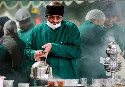 اعزام خادمان کاشانی ویژه خدمت در چایخانه حرم رضوی - تسنیم
