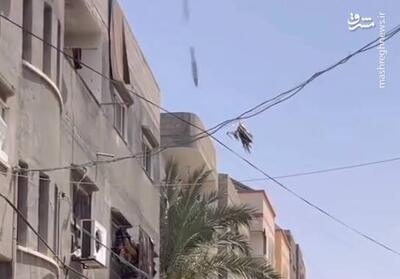 فیلم/ لحظه بمباران خانه‌ای در دیر البلح غزه