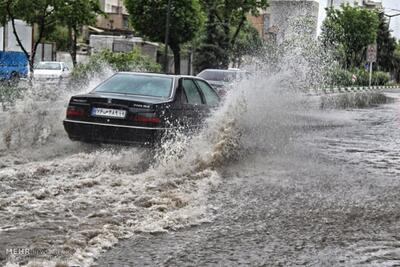آبگرفتگی خیابان‌های خرم‌آباد بعد از بارش‌ها | رویداد24