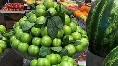 بازار میوه‌های نوبرانه در انتظار کاهش قیمت