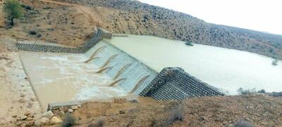 آبگیری ۶ میلیون مترمکعبی سازه‌های آبخیز در پارسیان 