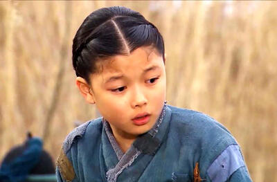 تصاویری از جشن لاکچری تولد 24 سالگی بازیگر نقش کودکی دونگی - خبرنامه