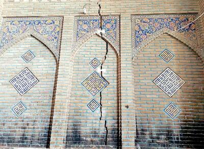 فرونشست‌ها در حال بلعیدن تمدن ایرانی در اصفهان + عکس