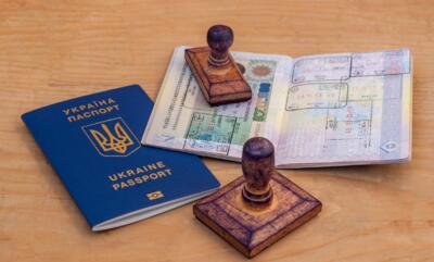 اوکراین صدور گذرنامه برای مردان خارج‌نشین را متوقف کرد