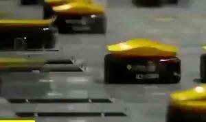 ویدیویی از طرز کار ربات‌های چینی که گیجتان می‌کند + فیلم