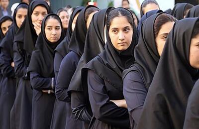 معاون وزیر آموزش و پرورش: ۱۶ طرح عفاف و حجاب در مدارس در حال اجرا ست - عصر خبر