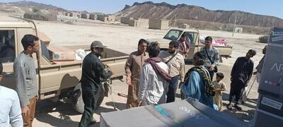 توزیع سومین محموله کمک رسانی قرارگاه قدس نیروی زمینی سپاه در بین سیل زدگان جنوب استان سیستان و بلوچستان