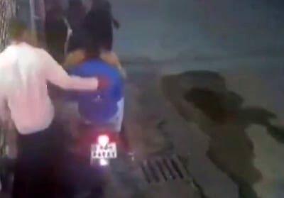 ویدئو | مجروح شدن یک جوان توسط دو نفر از مزاحمین نوامیس در کاشمر