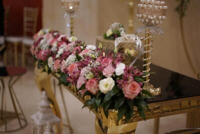 تزیین میز با گل و گل آرایی میز برای مناسبت های مختلف