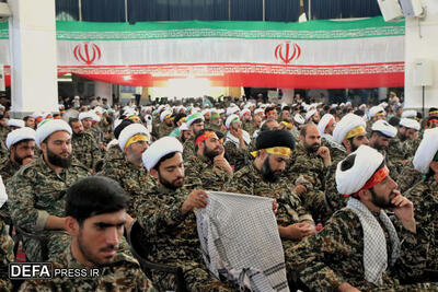 پس لرزه های تجمع روحانیون قم با لباس نظامی
