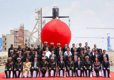 اولین زیردریایی نظامی ساخت چین تحویل پاکستان شد