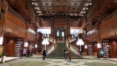 دیزاین فوق العاده زیبای کتابخانه ایران مال، کپی‌برداری از مدرسه هاگوارتز! - چیدانه