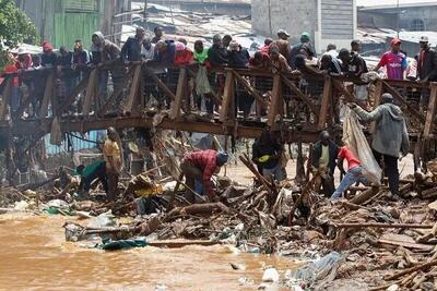 جاری شدن سیل ویرانگر در کنیا با ۷۶ کشته