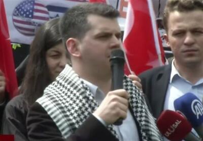 تجمع در مقابل سفارت آمریکا در ترکیه - تسنیم