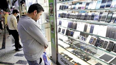رکود بازار موبایل؛ افزایش تقاضای تعمیر تلفن‌های همراه