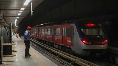 توقف اعزام قطارهای تندروی خط ۵ مترو تهران در عصر امروز