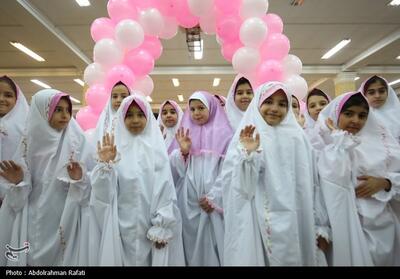 جشن تکلیف 4 هزار دختر در حرم حضرت عبدالعظیم حسنی(ع) - تسنیم