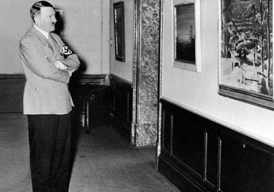 چند نقاشی کشیده شده توسط هیتلر در تهران نگهداری می شوند + عکس
