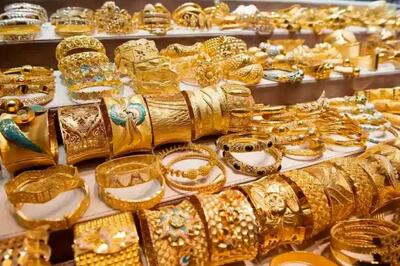 تغییر قیمت طلا و سکه در آخرین ساعات معاملات امروز / طلا ۱۸ عیار دوباره ارزان شد