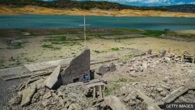 خشکسالی در فیلیپین، ویرانه‌های شهر ۳۰۰ ساله را از کف سد بیرون آورد