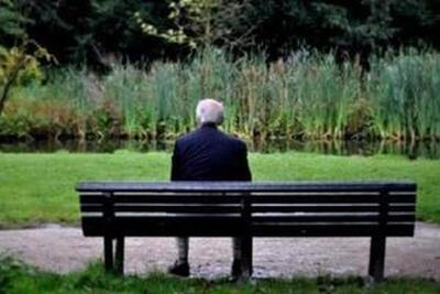 تنهایی موجب کاهش طول عمر می‌شود